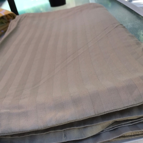 Duvet cover with ties - Picture 2 of 5